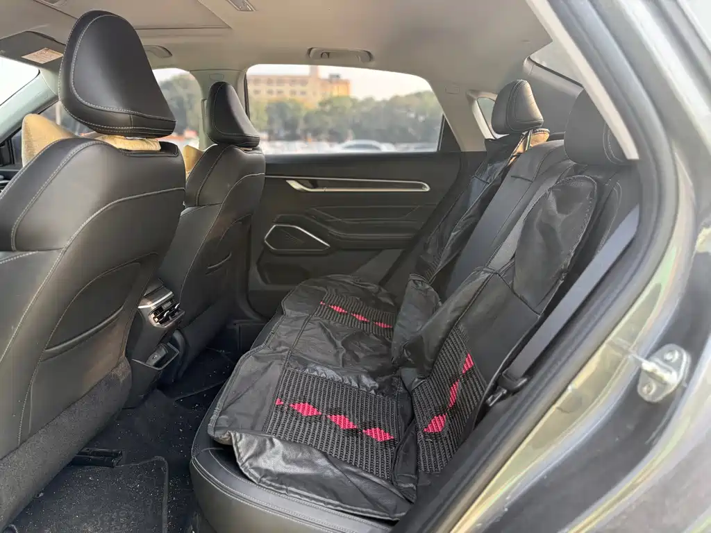Geely Emgrand — миниатюра 6