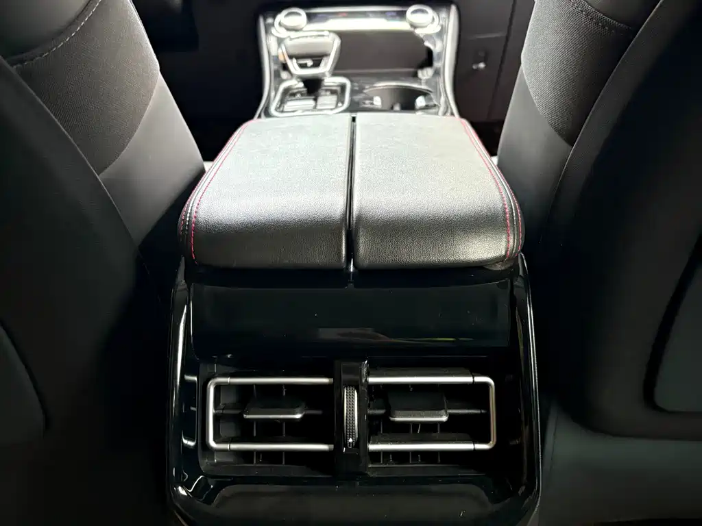 Forthing T5 EVO 1.5TD DCT Glory Edition, фото 7