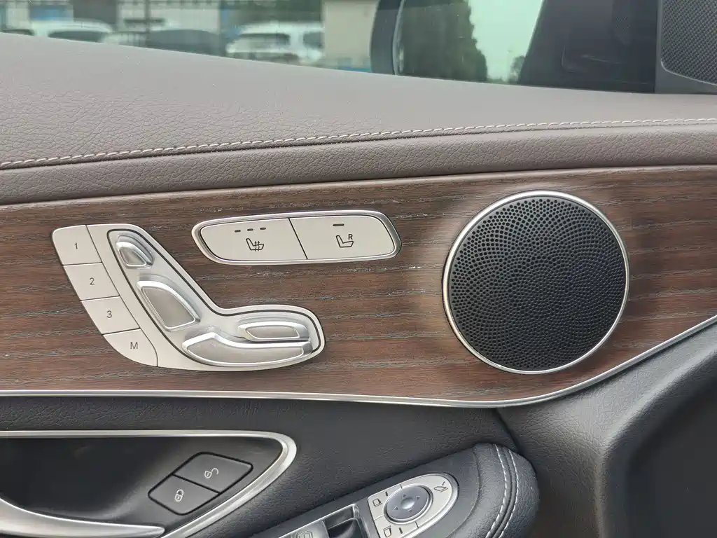 Mercedes-Benz GLC — миниатюра 5