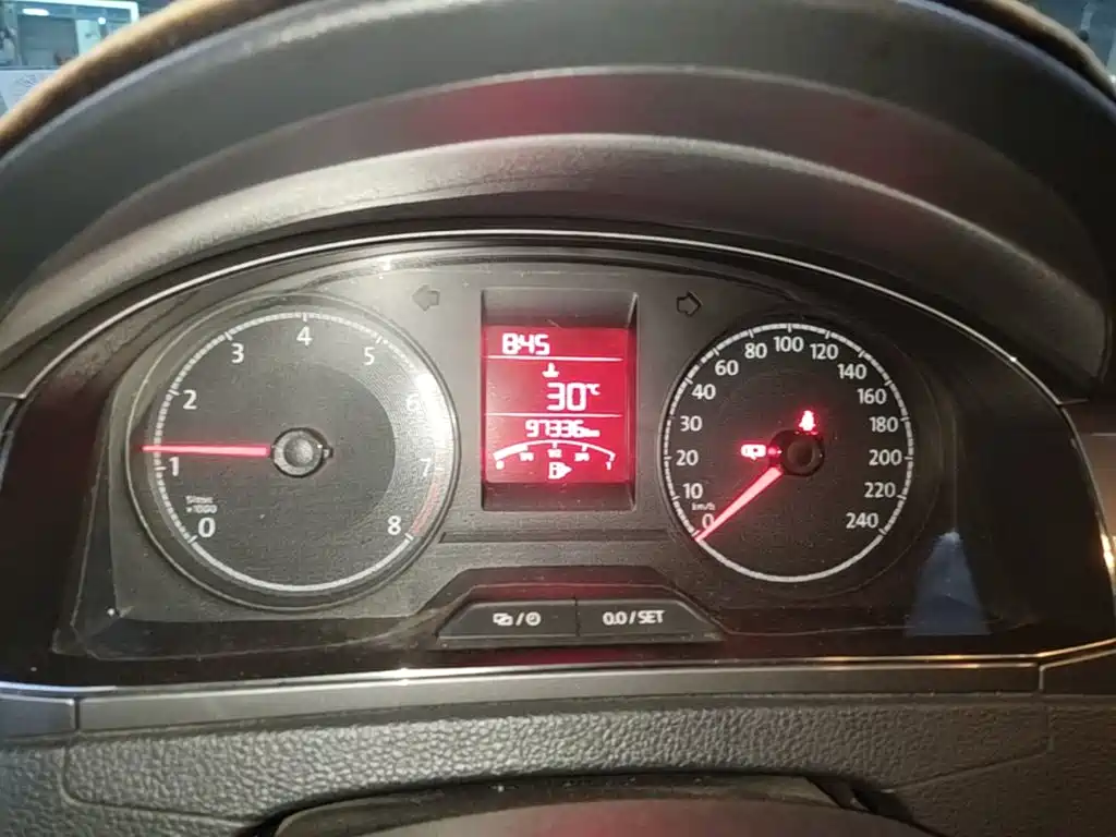 Volkswagen Santana — миниатюра 12