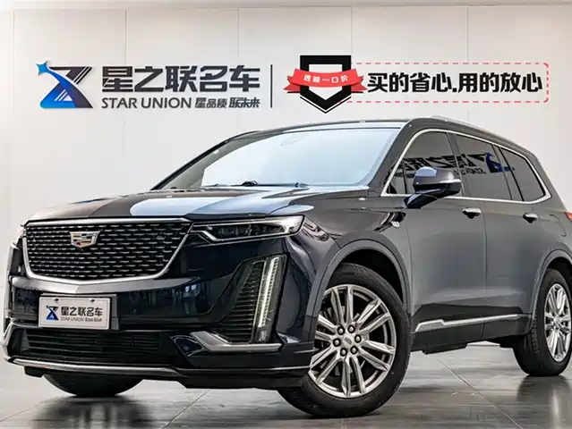 CADILLAC XT6