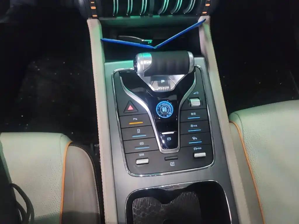 BYD Yuan Plus — миниатюра 14