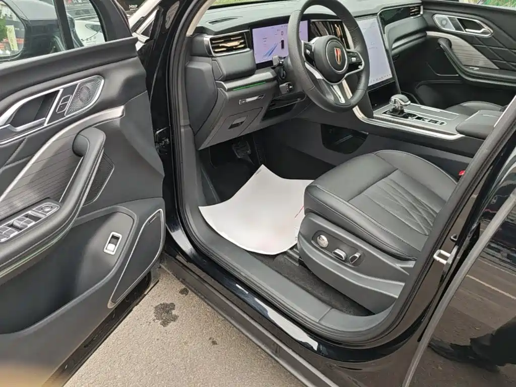 Hongqi Hongqi HS7 PHEV — миниатюра 16