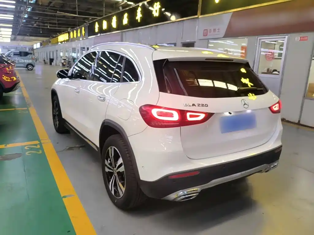 Mercedes-Benz GLA — миниатюра 5