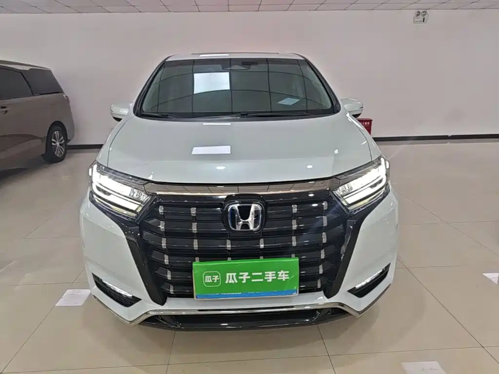 Honda Elysion — миниатюра 3