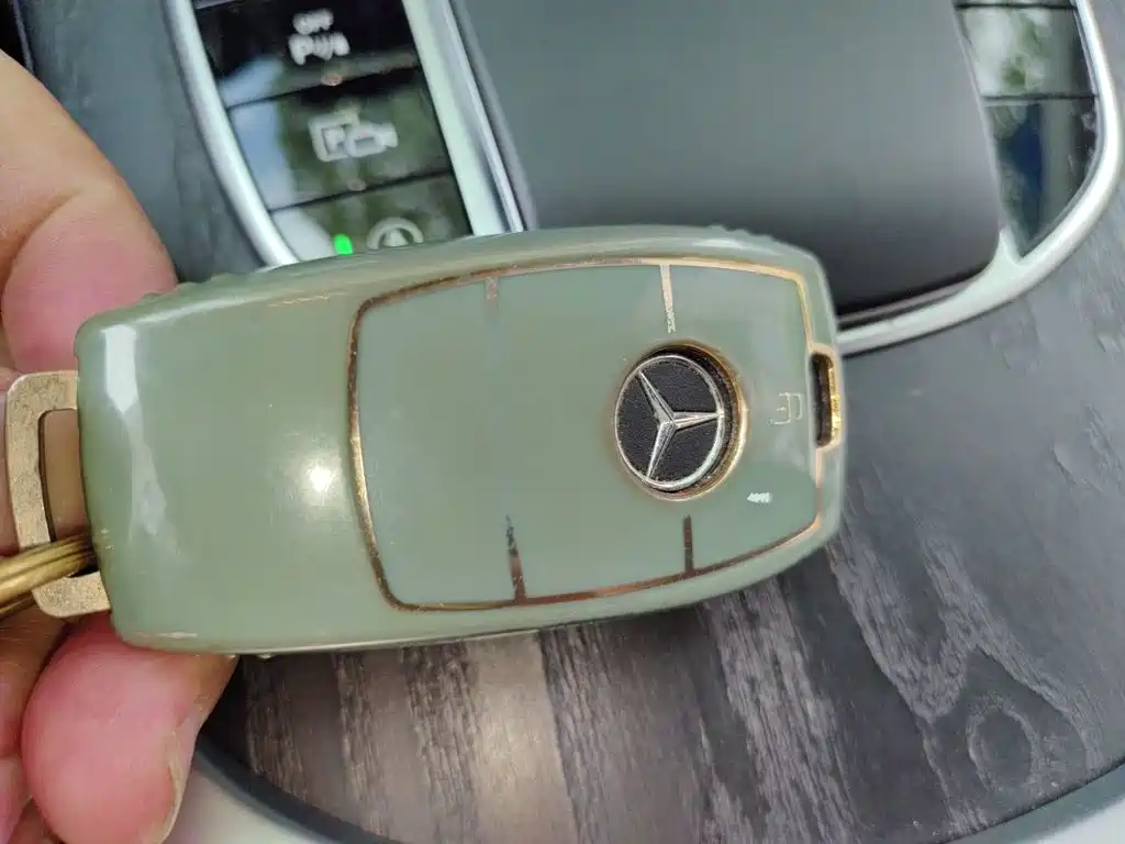 Mercedes-Benz C-Class — миниатюра 12
