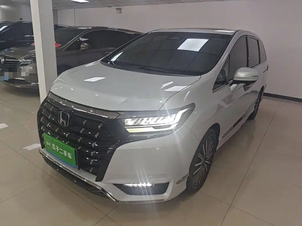 Honda Elysion — миниатюра 2