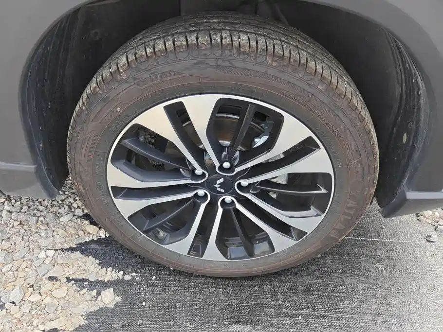 Wuling Xingguang 560 New Energy — миниатюра 6