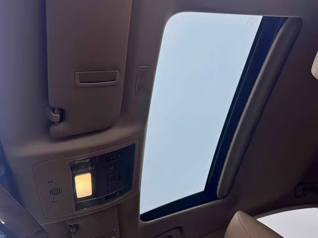Lexus ES — миниатюра 8