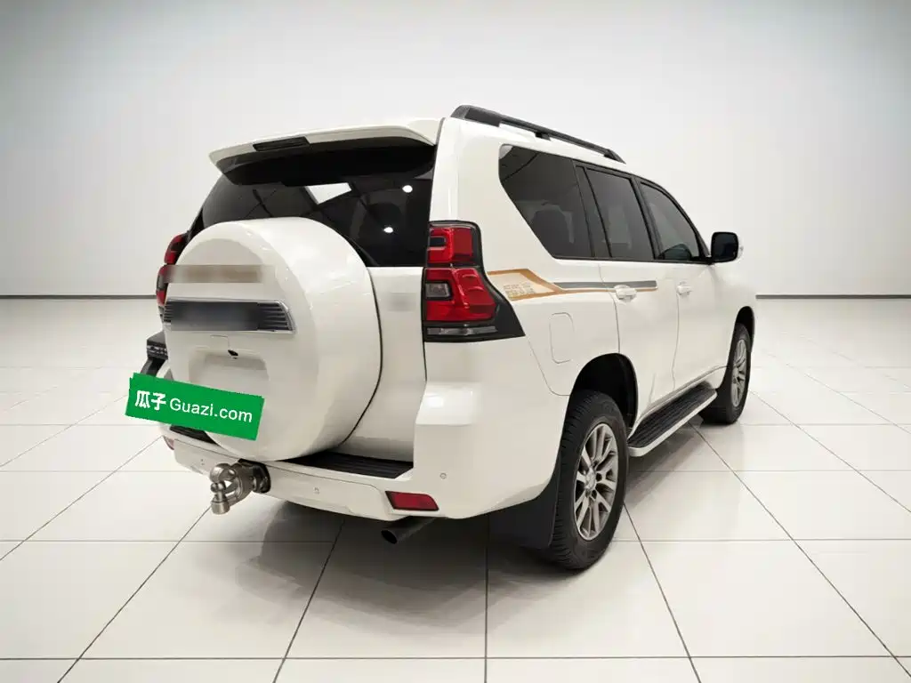 Toyota Prado — миниатюра 6