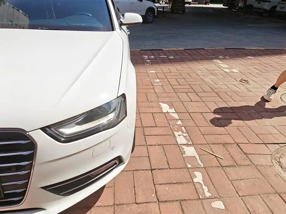 Audi A4L 2016 35 TFSI AT
