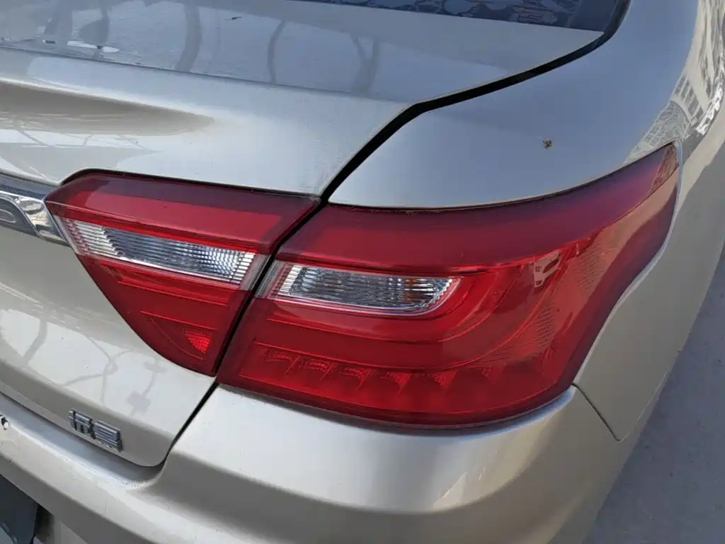 Geely Vision — миниатюра 8
