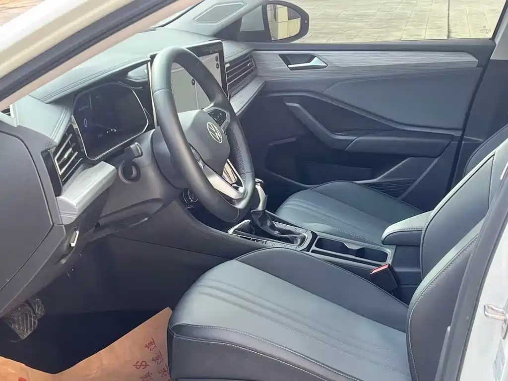 Volkswagen Sagitar — миниатюра 4
