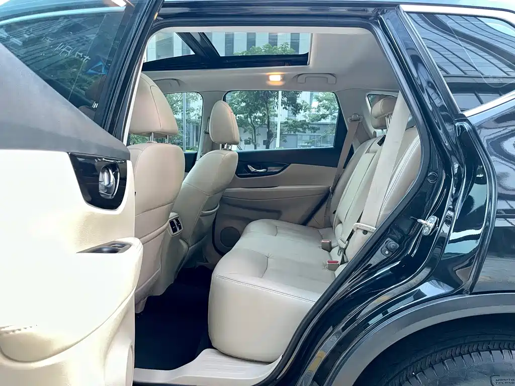 Nissan X-Trail — миниатюра 9