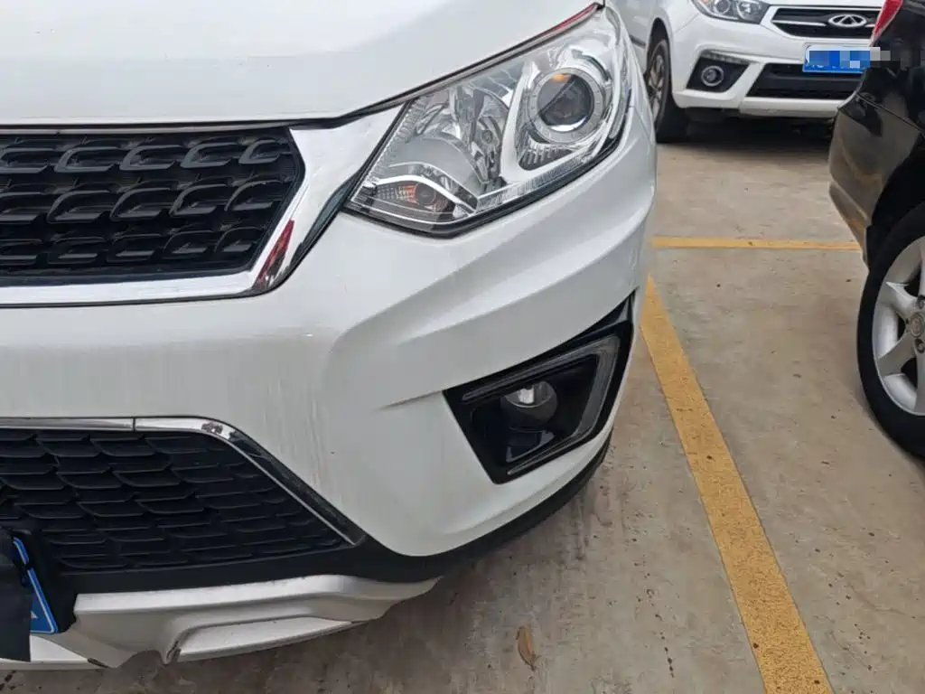 BAIC Senova X35 — миниатюра 24