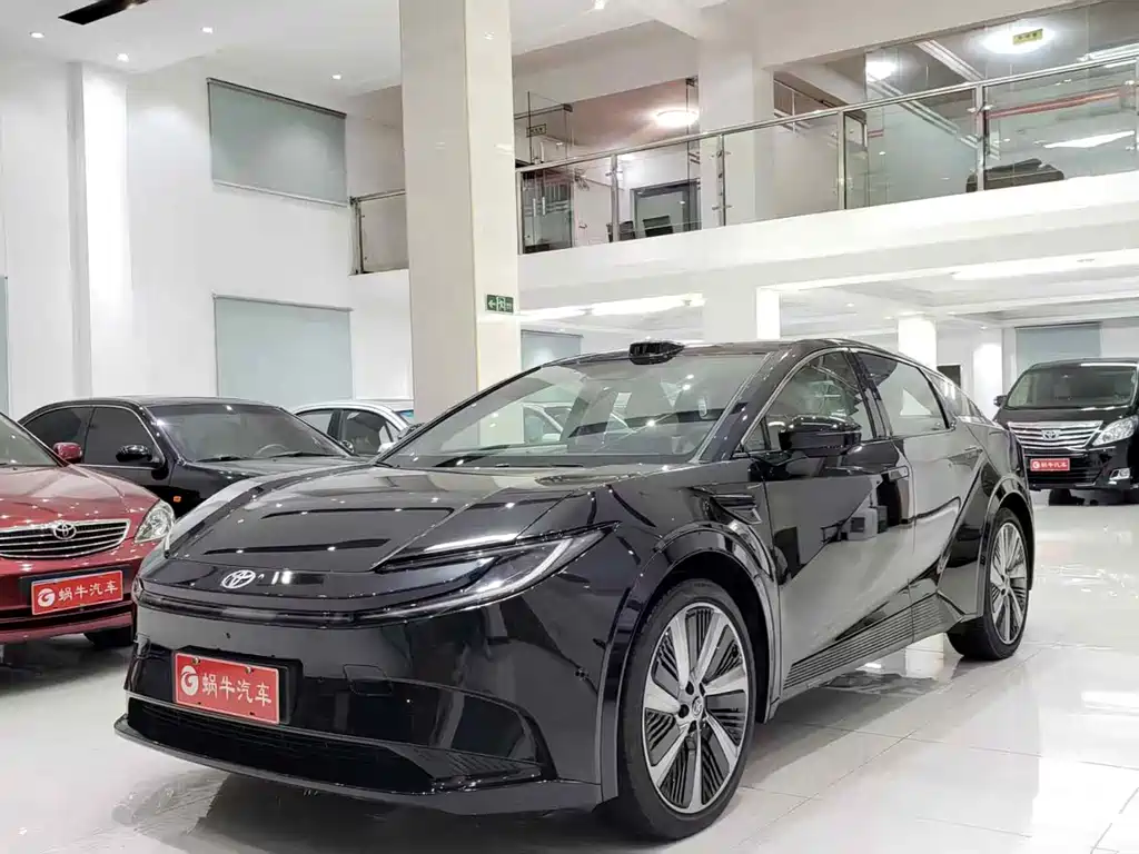 Toyota bZ5