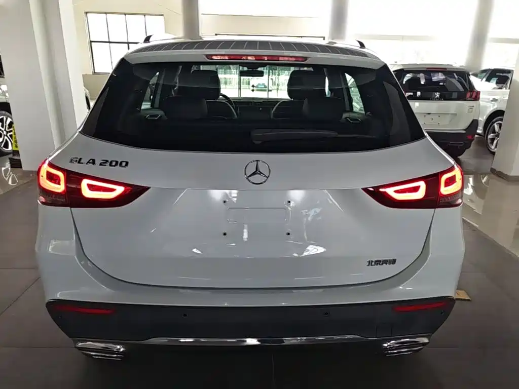 Mercedes-Benz GLA — миниатюра 6