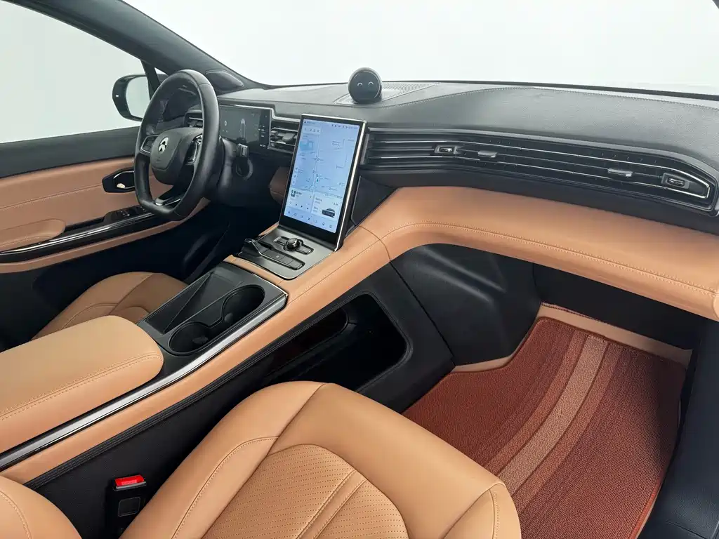 NIO ES6 — миниатюра 9