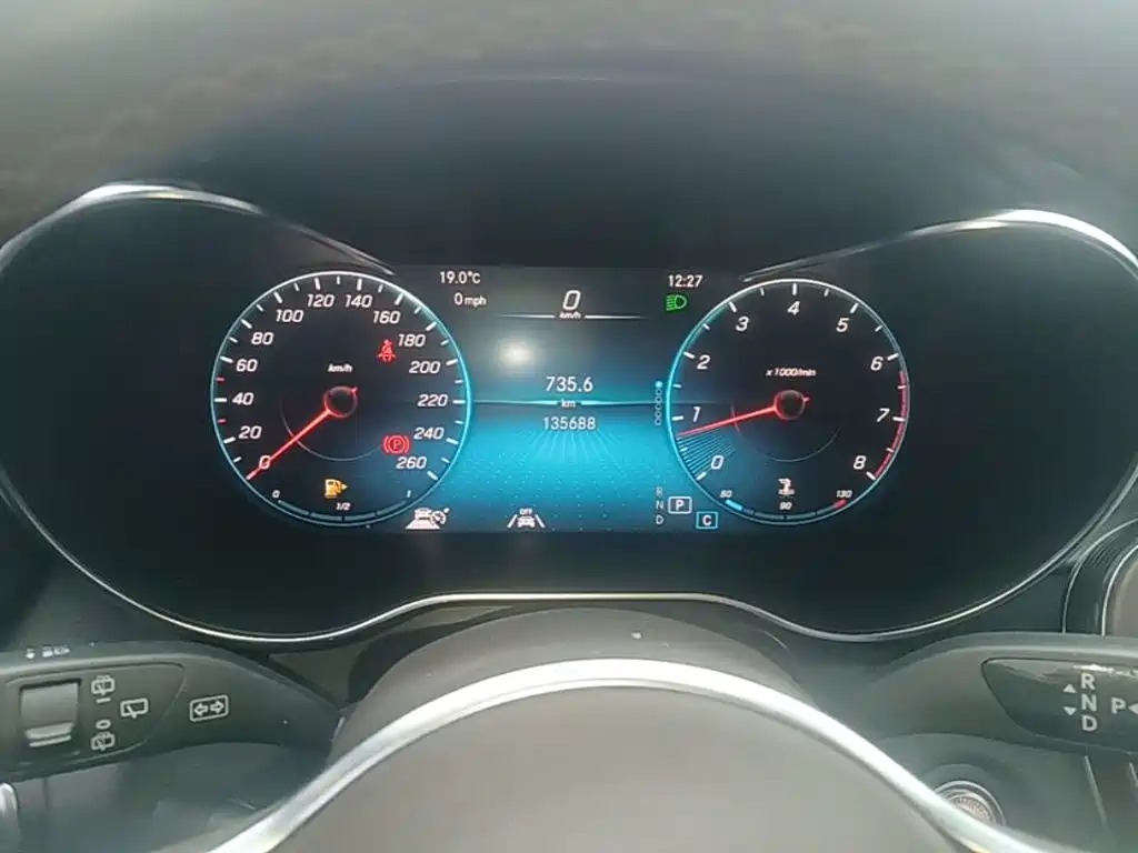Mercedes-Benz GLC — миниатюра 12