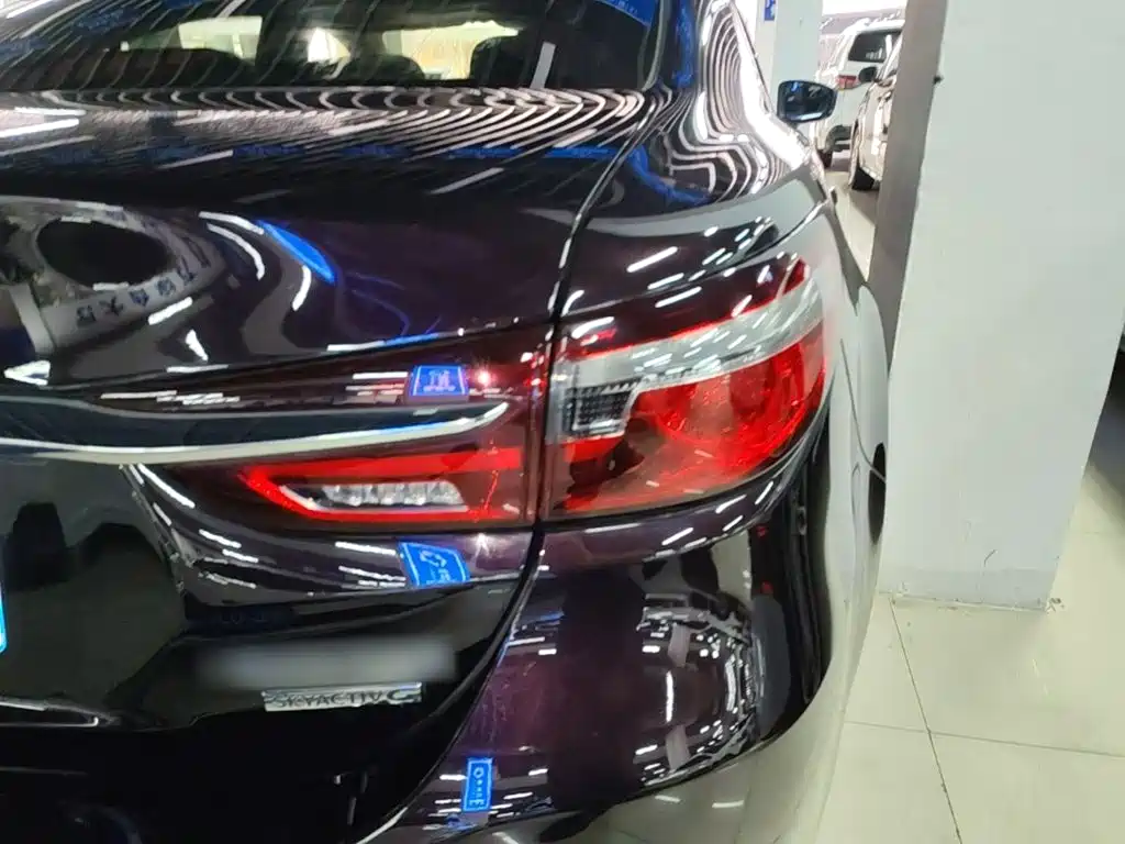 Mazda Atenza — миниатюра 8