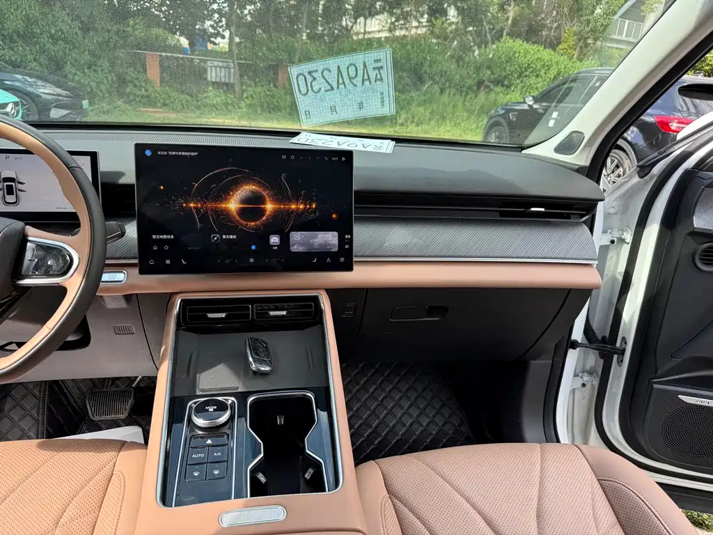 Chery Tiggo 8L — миниатюра 10
