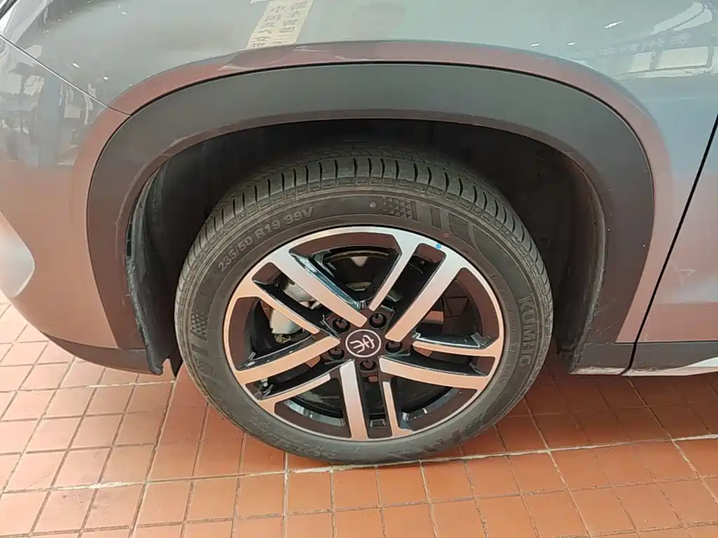 BYD L DM-i — миниатюра 23