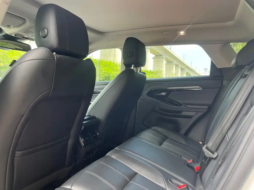 Land Rover Evoque — миниатюра 6