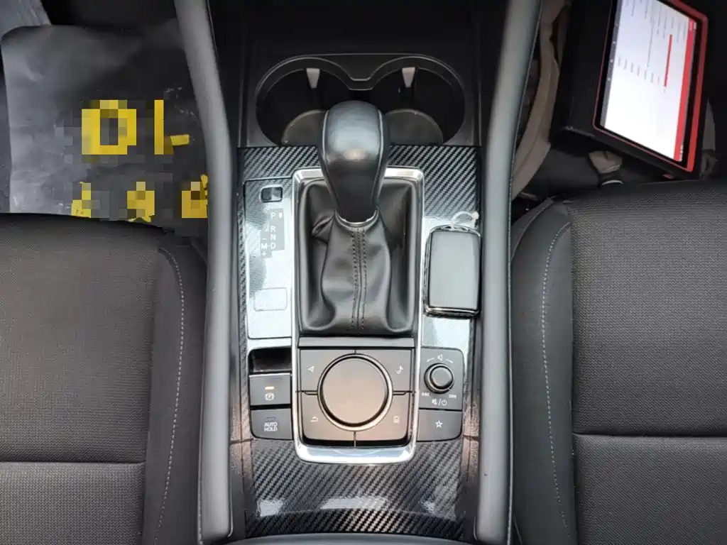 Mazda 3 Axela — миниатюра 14
