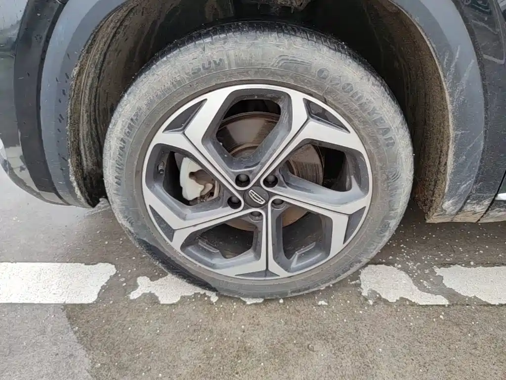 Geely Xingyue L — миниатюра 23