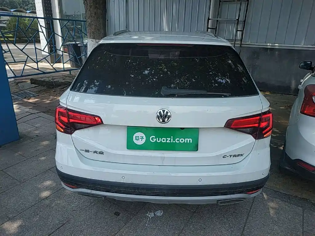 Volkswagen C-Trek 2018 1.5L AT Comfort
