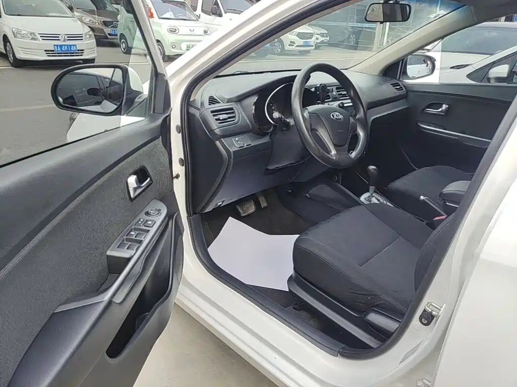 Kia K2 — миниатюра 16