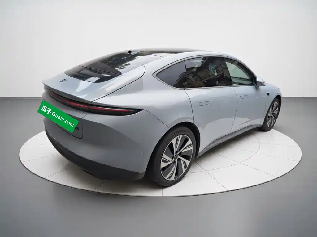 NIO ET5 — миниатюра 4
