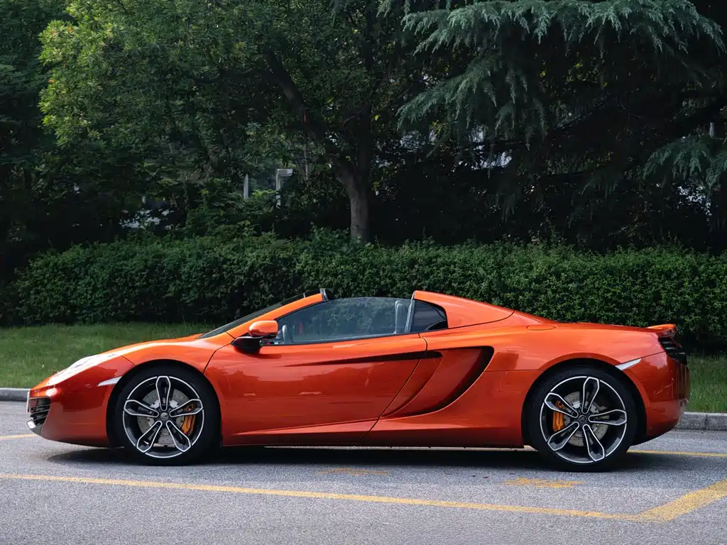 McLaren 12C — миниатюра 9