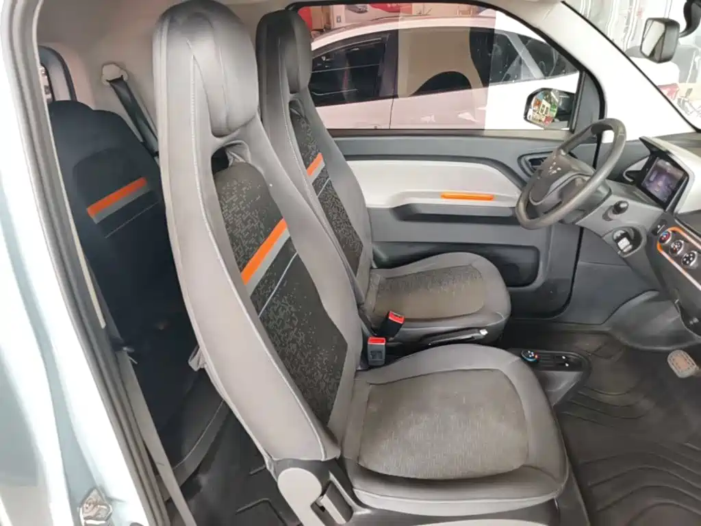 Wuling MINIEV — миниатюра 25