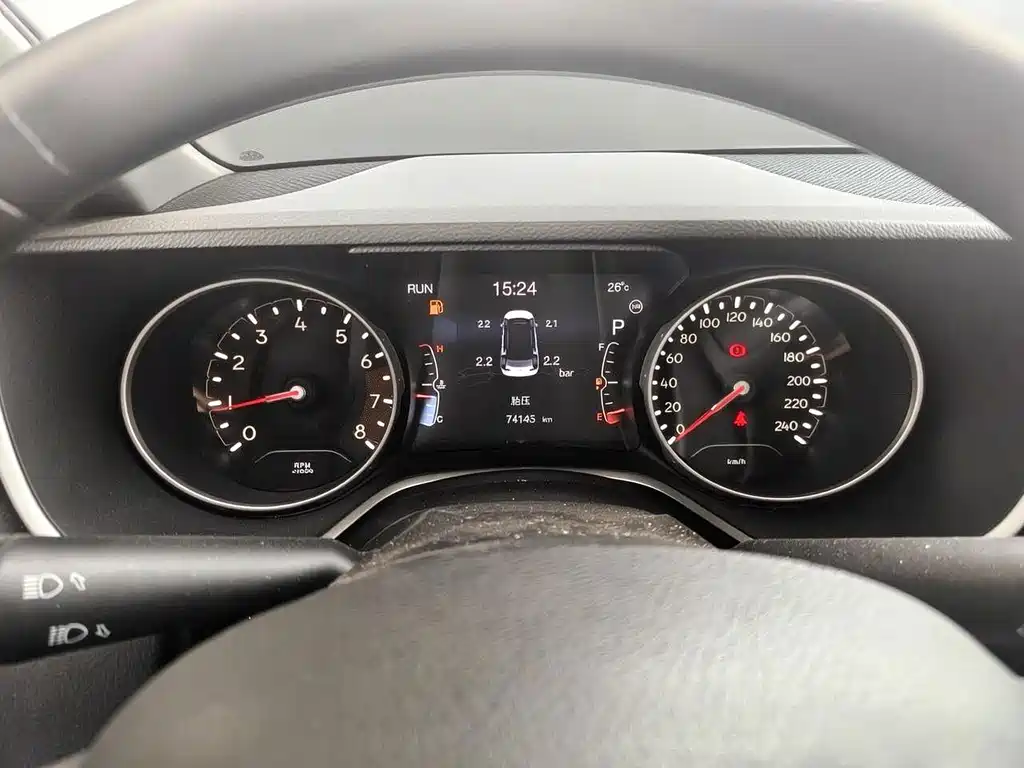 Jeep Compass — миниатюра 6
