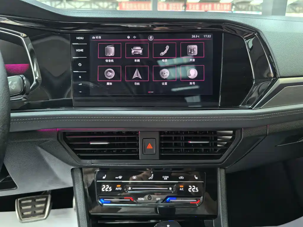 Volkswagen Sagitar — миниатюра 7