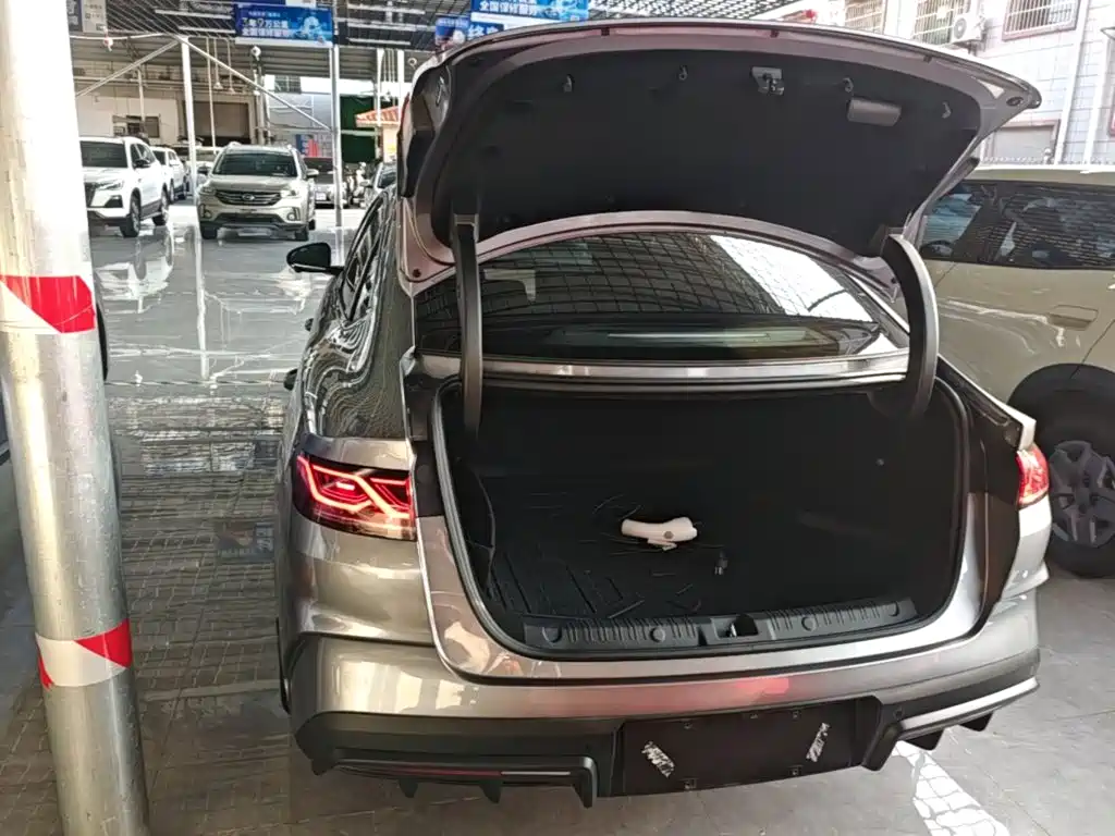 BYD Qin L — миниатюра 19