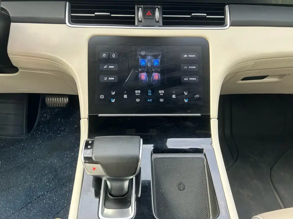 Li Auto Li ONE — миниатюра 12
