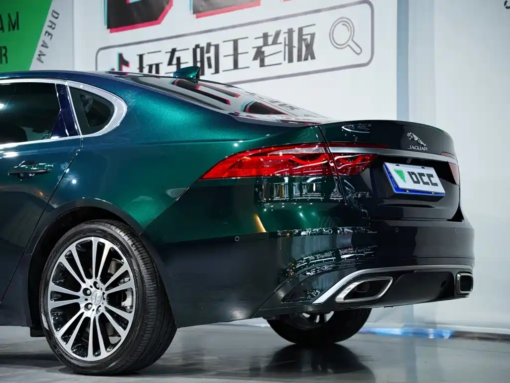 Jaguar XFL — миниатюра 22
