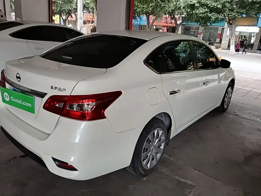 Nissan Sylphy — миниатюра 7