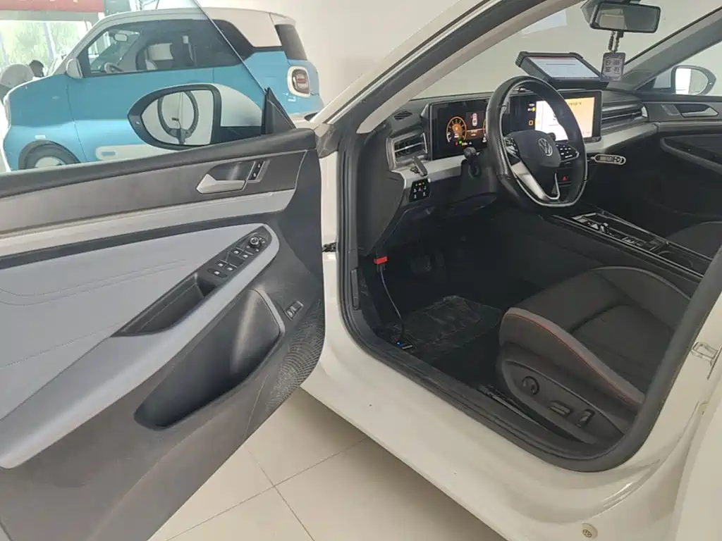 Volkswagen Lamando — миниатюра 16
