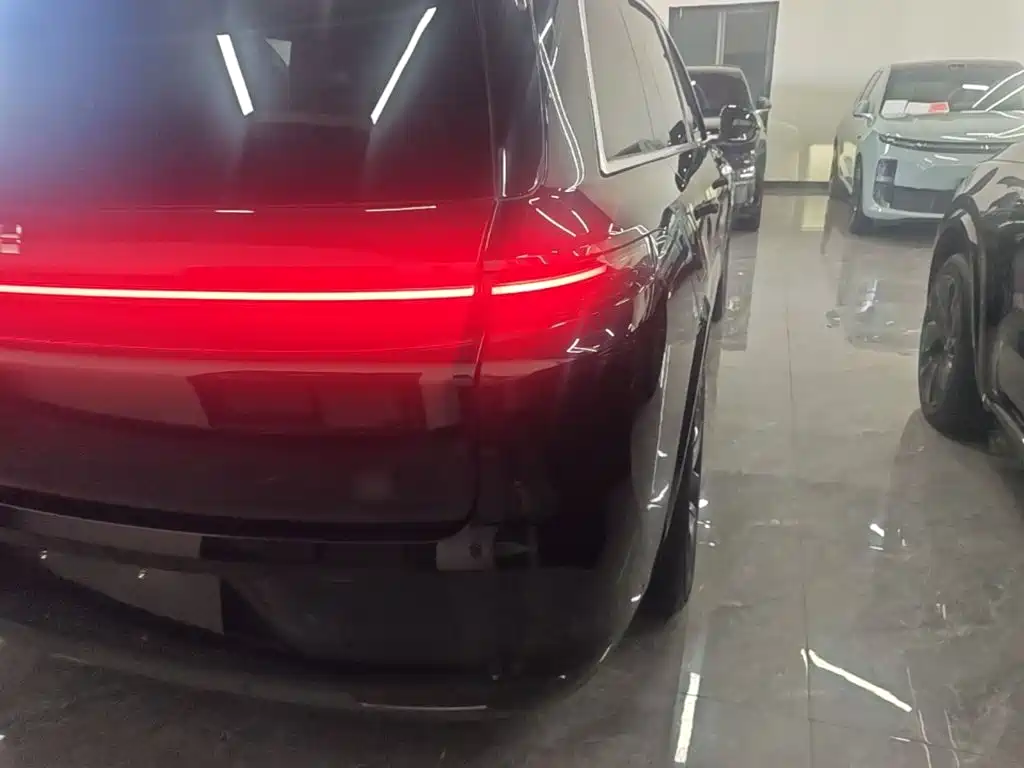 Li Auto Li L8 — миниатюра 8