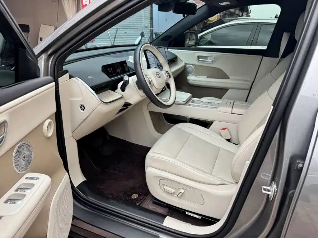 Toyota bZ3X — миниатюра 6