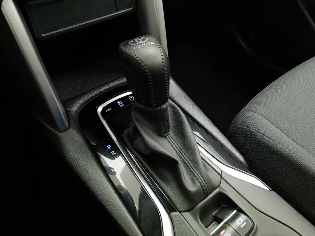 Toyota Frontlander — миниатюра 13