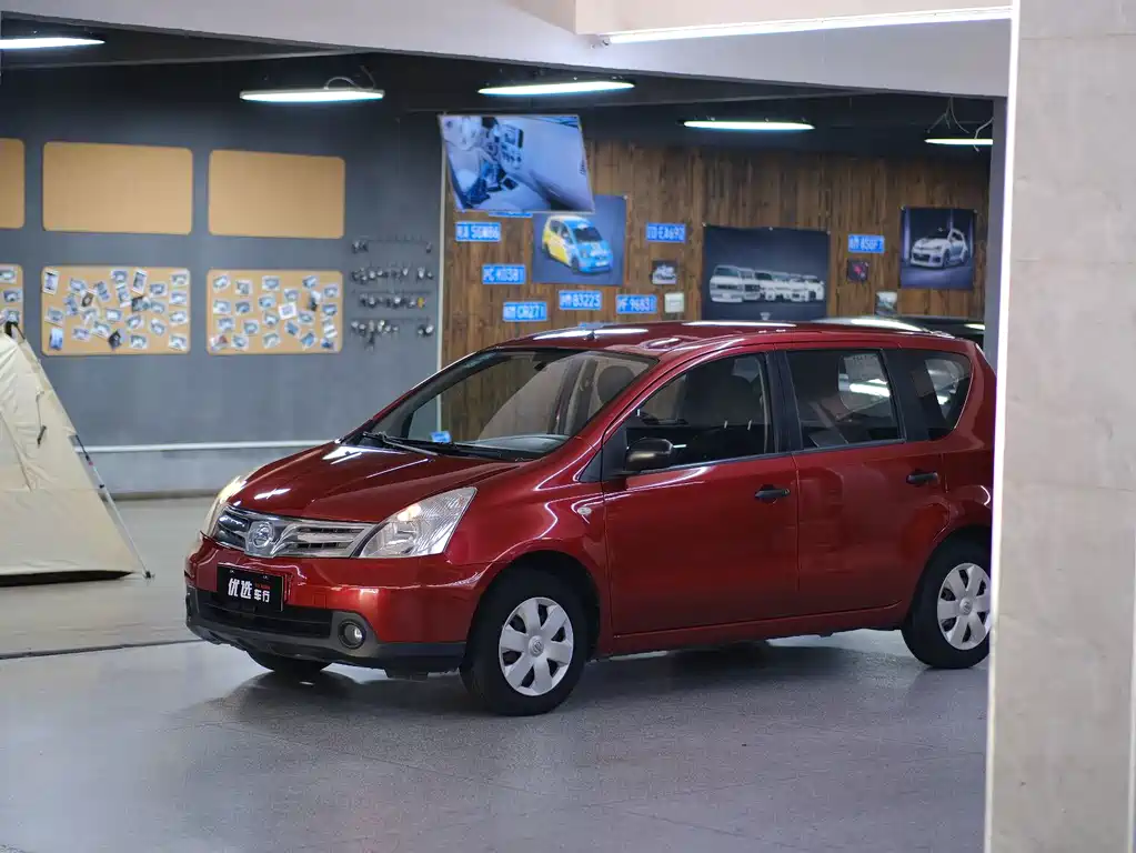 Nissan Livina — миниатюра 13