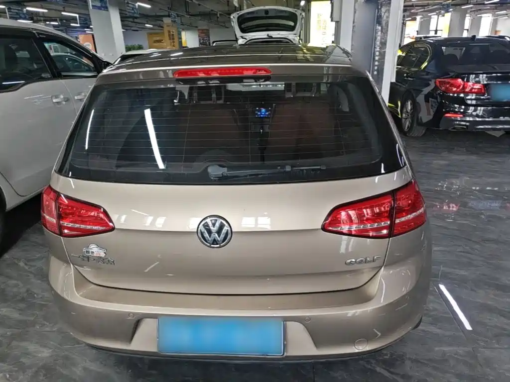 Volkswagen Golf — миниатюра 6