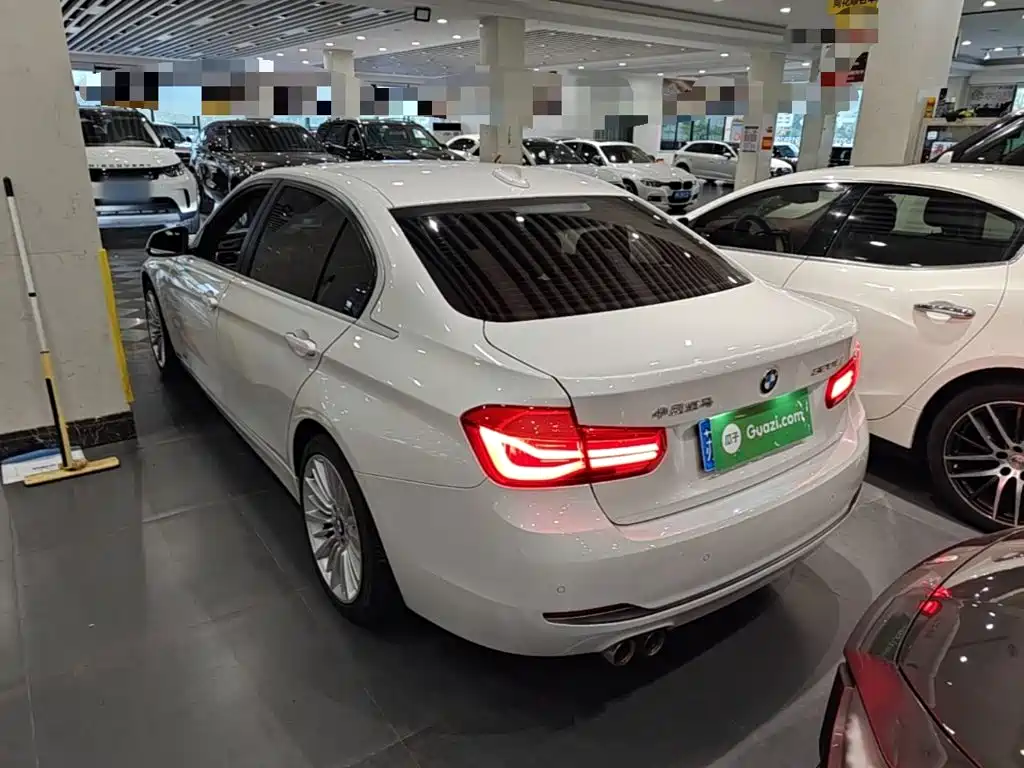 BMW 3 Series — миниатюра 5