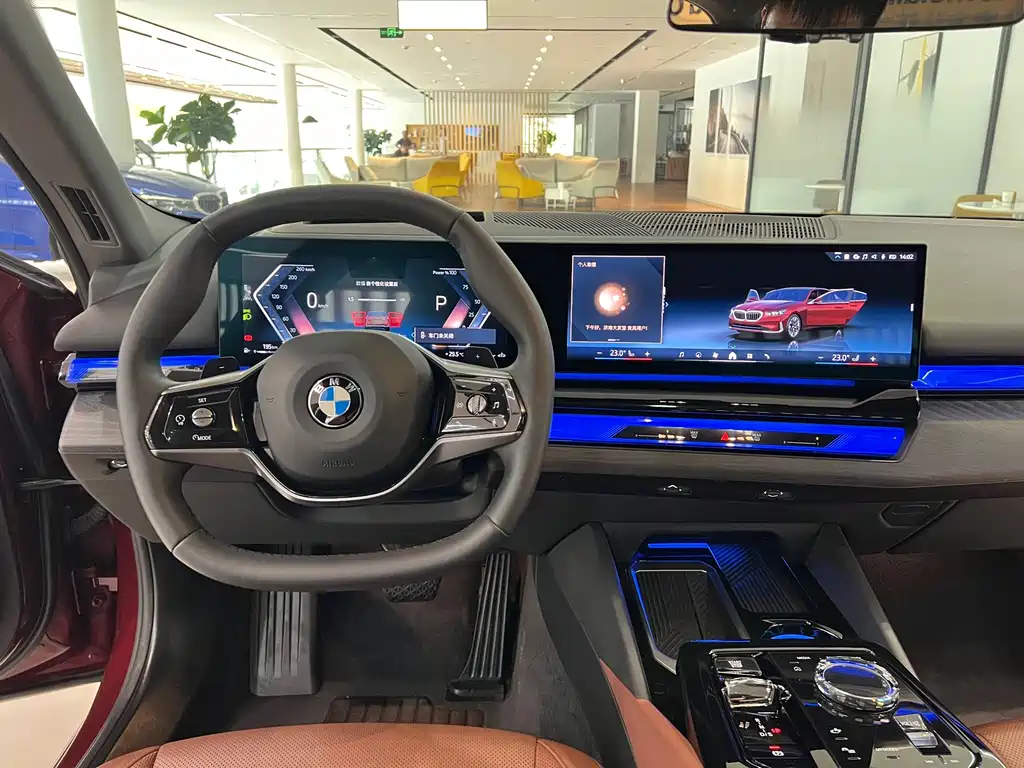 BMW 5 Series — миниатюра 14
