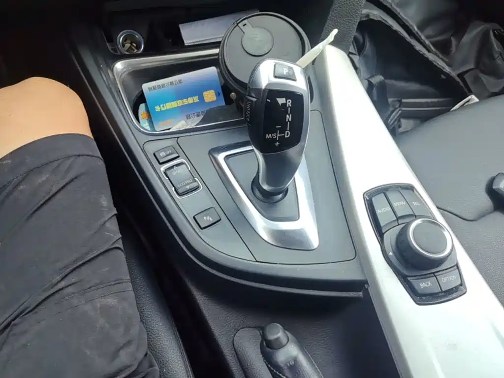 BMW 3 Series — миниатюра 14