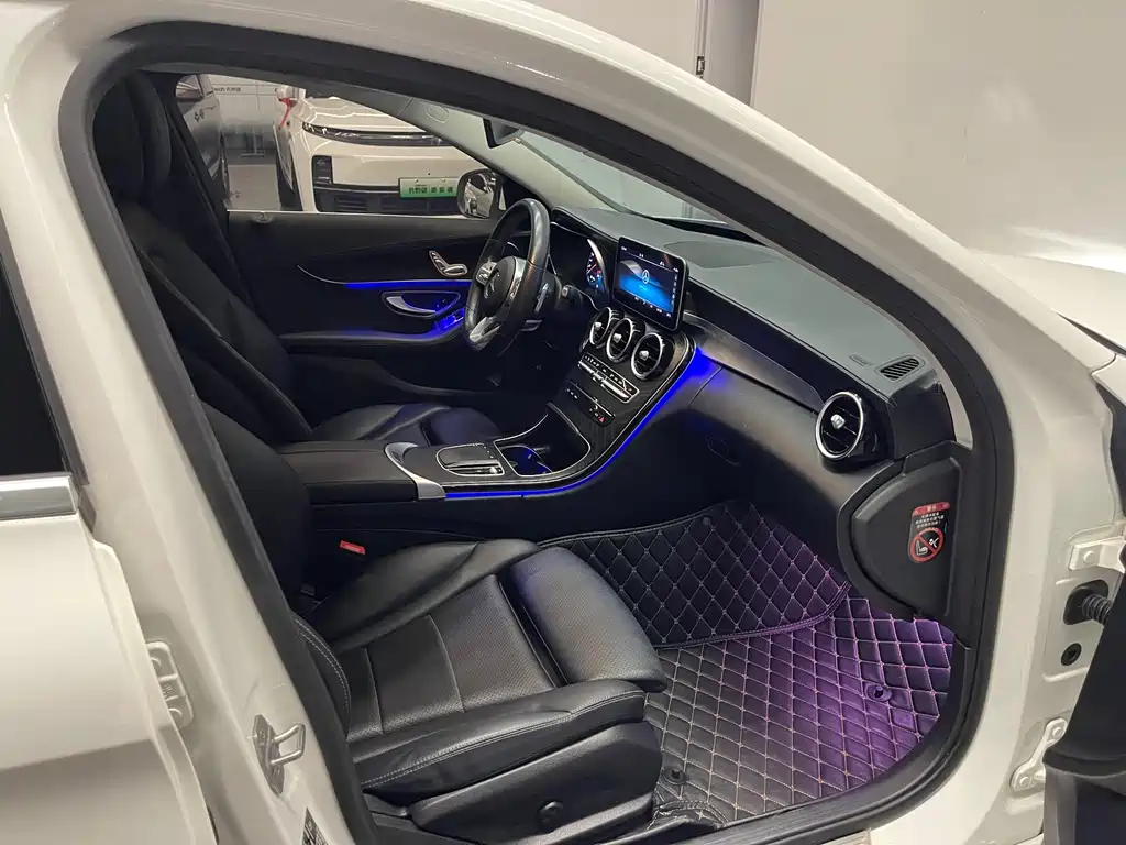 Mercedes-Benz C-Class — миниатюра 22
